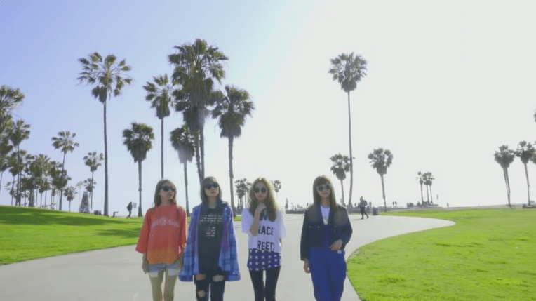 SCANDAL Chiisana Honoo MV